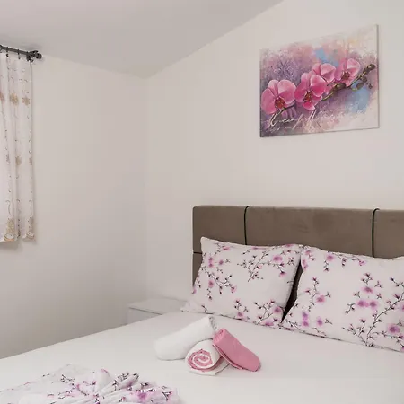 Apartamento Mia-3 By Interhome *