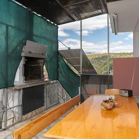 Apartment Mia-3 By Interhome Obrovac