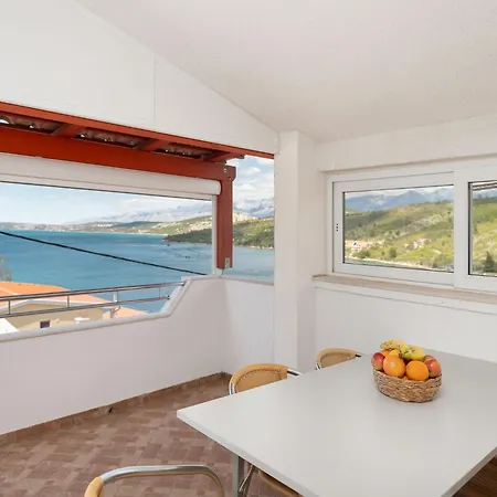 Apartamento Mia-3 By Interhome