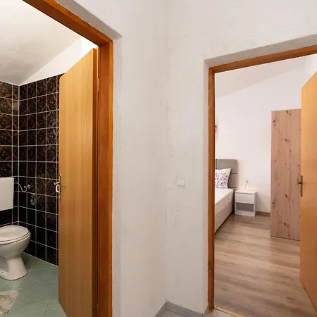 Mia-3 By Interhome アパート オブロヴァツ